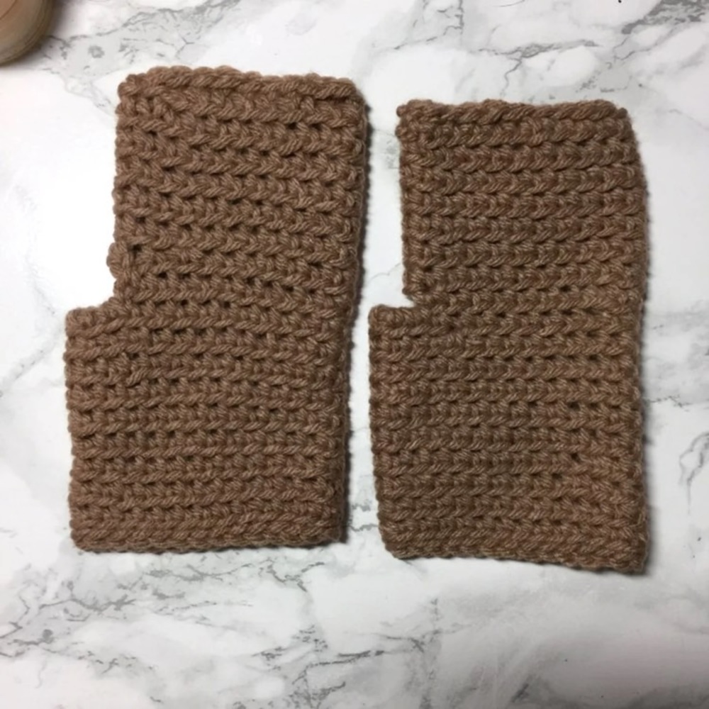 handmade light brown fingerless gloves